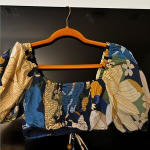 Farm Rio star tropical  beefs blouse tropical crop top